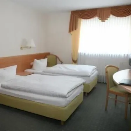 朱姆阿尔滕弗里茨酒店 招待所 阿斯巴赫